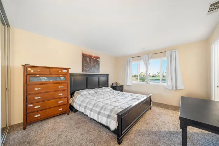 77625 Califorrnia Dr 5MB (2 of 64)