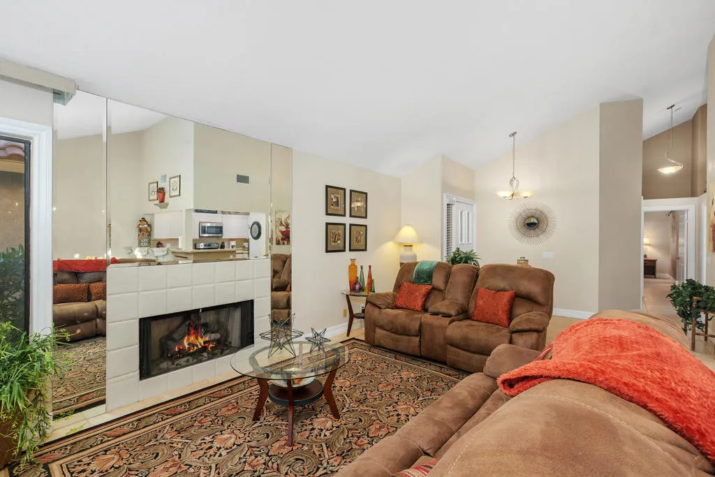 77723 Woodhaven Drive S, Palm Desert, California 92211 home-pic-6