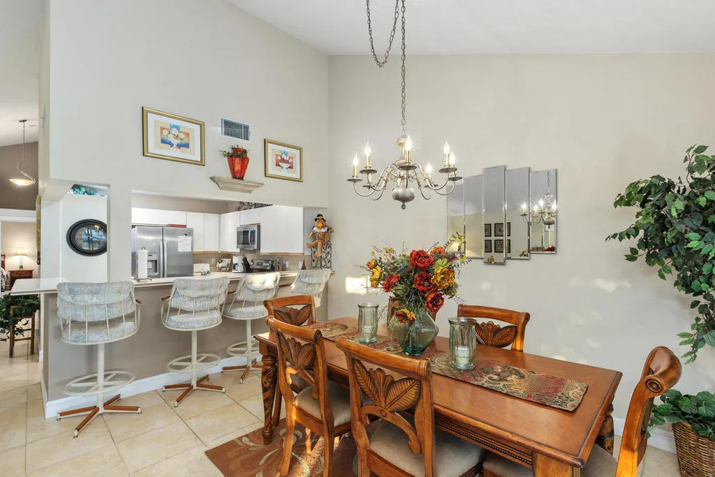 77723 Woodhaven Drive S, Palm Desert, California 92211 home-pic-10