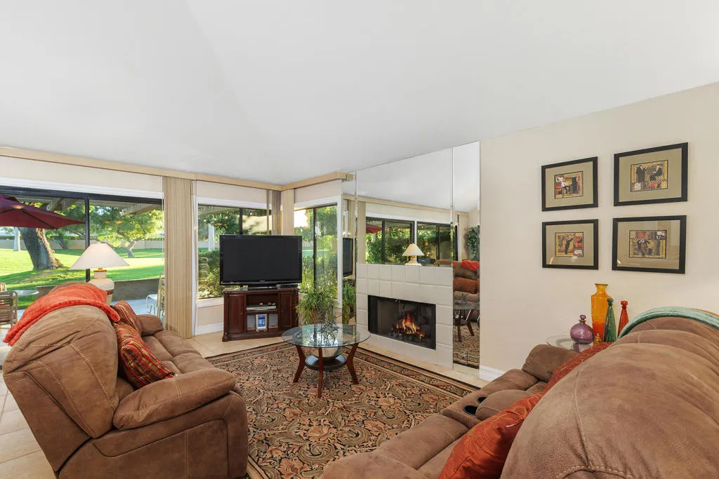77723 Woodhaven Drive S, Palm Desert, California 92211 home-pic-4