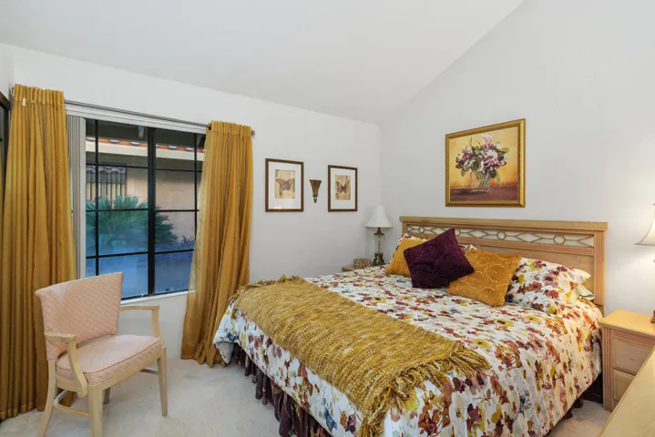 21_11949757_184955_184955-EI-121