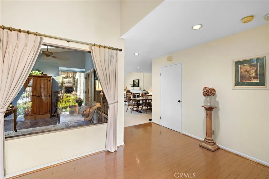 31551 Via Coyote, Coto De Caza, California 92679 home-pic-6
