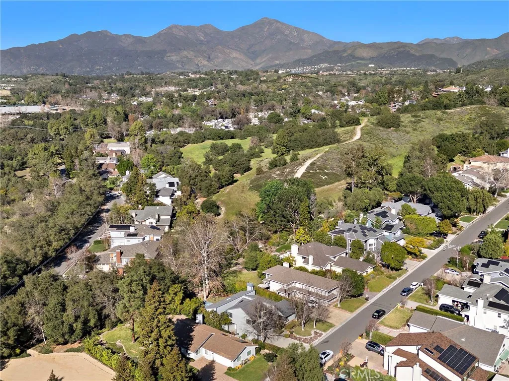 31551 Via Coyote, Coto De Caza, California 92679 home-pic-42