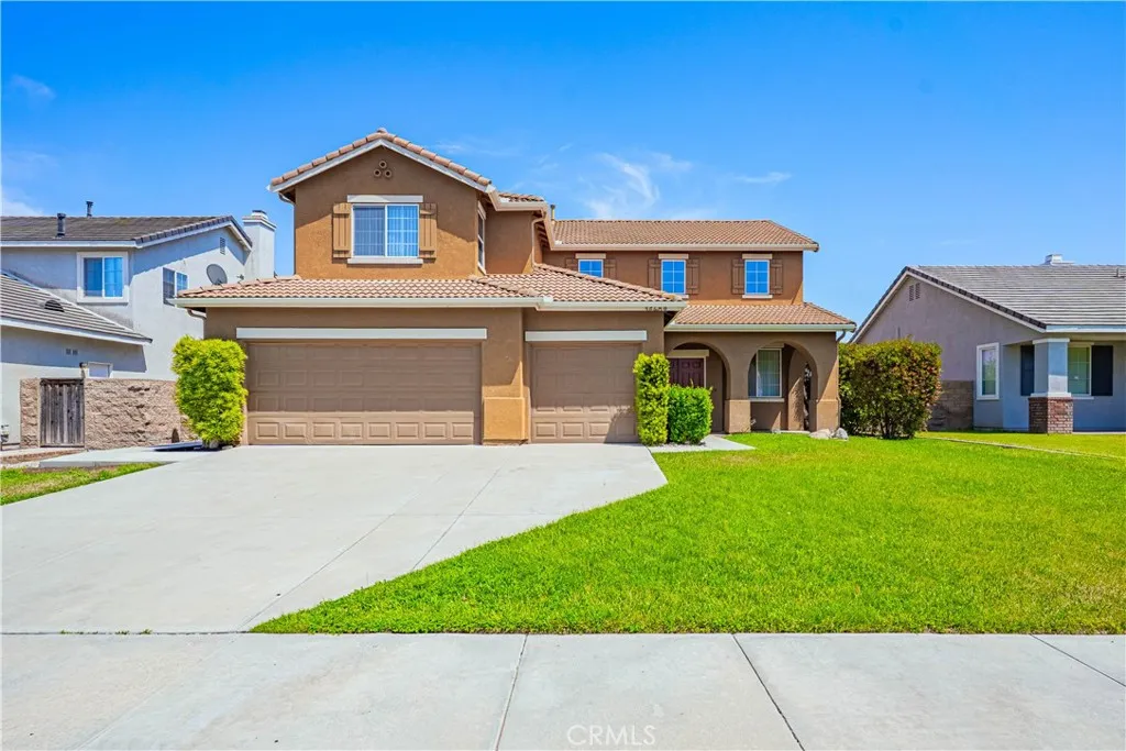 35602 Driftwood, Winchester, California 92596 home-pic-1