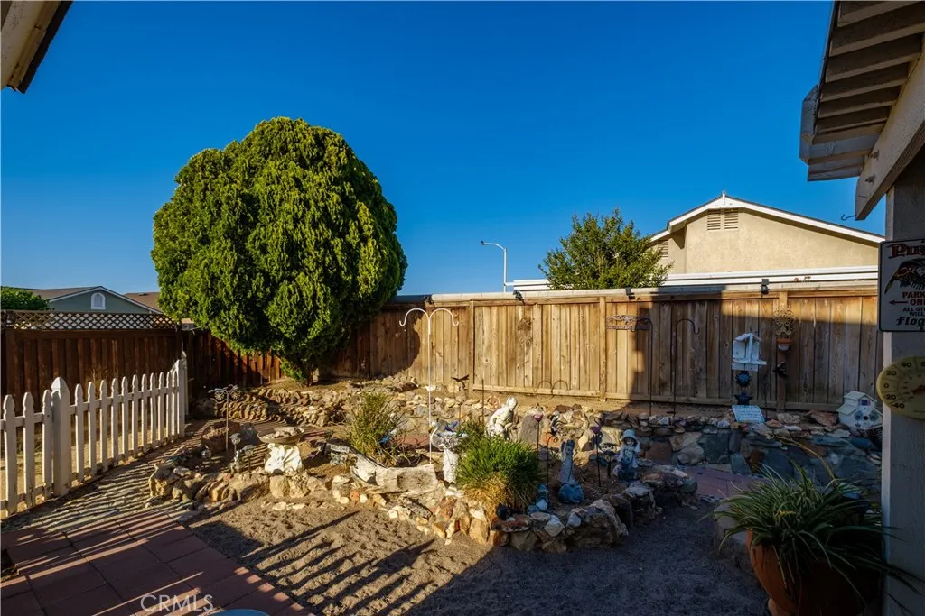 12455 Highgate Avenue, Victorville, California 92395 home-pic-43