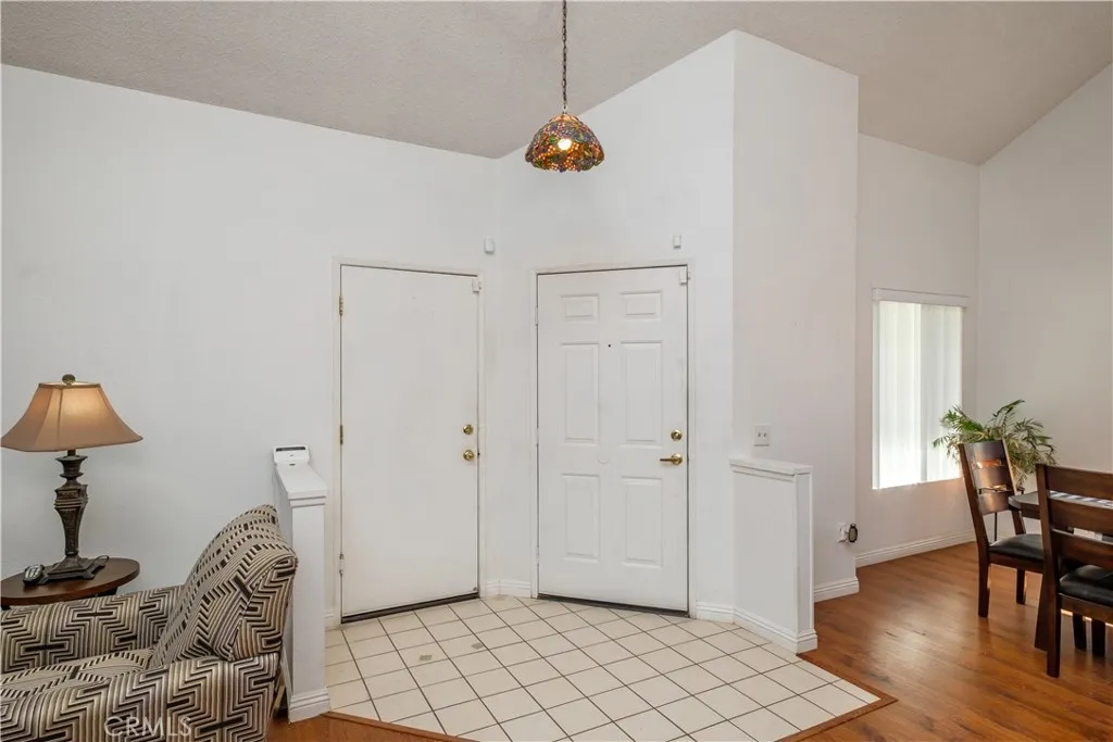 12455 Highgate Avenue, Victorville, California 92395 home-pic-11
