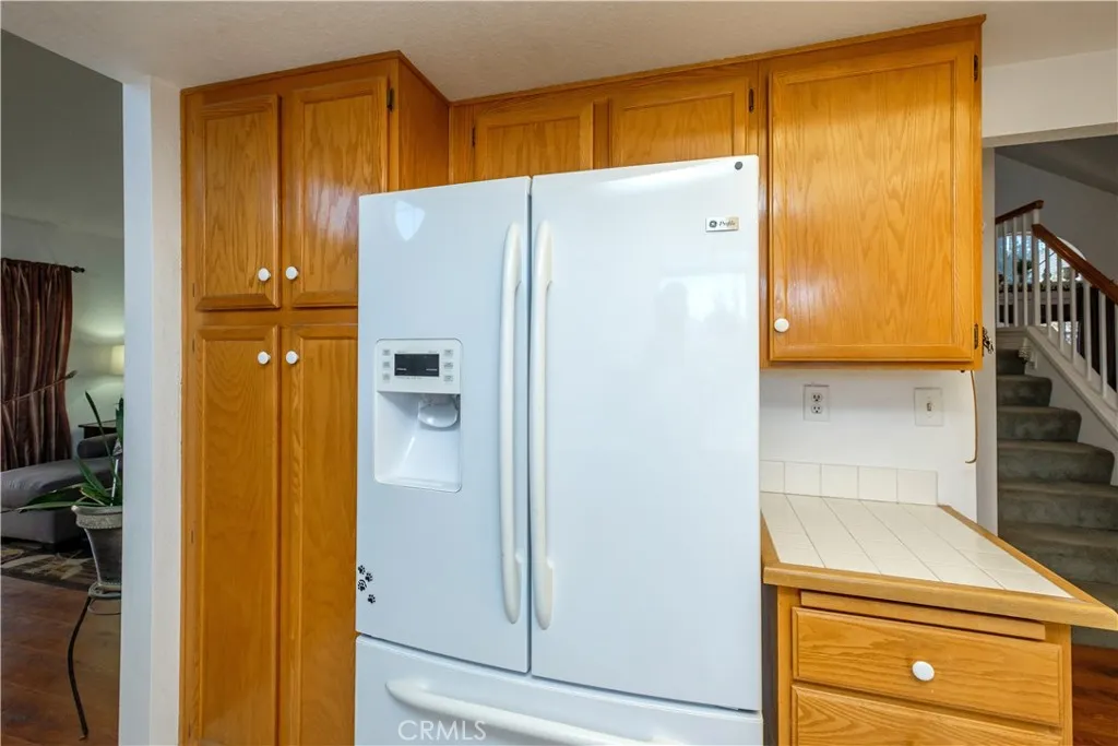 12455 Highgate Avenue, Victorville, California 92395 home-pic-20