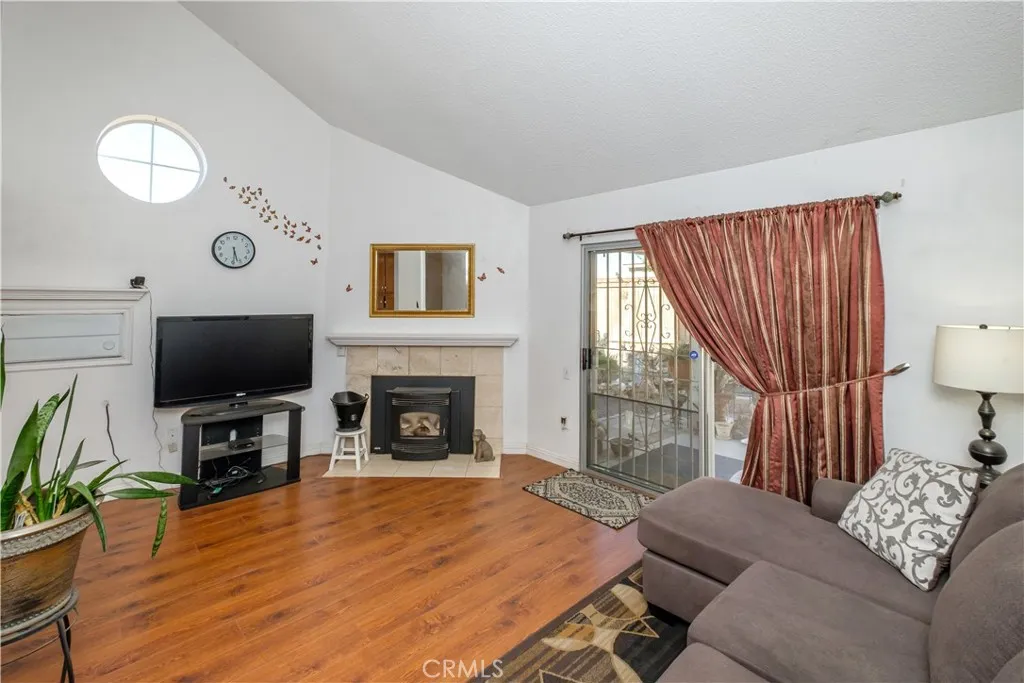 12455 Highgate Avenue, Victorville, California 92395 home-pic-16