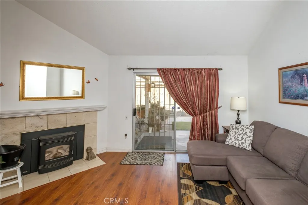 12455 Highgate Avenue, Victorville, California 92395 home-pic-17