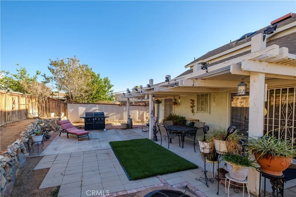 12455 Highgate Avenue, Victorville, California 92395 home-pic-46
