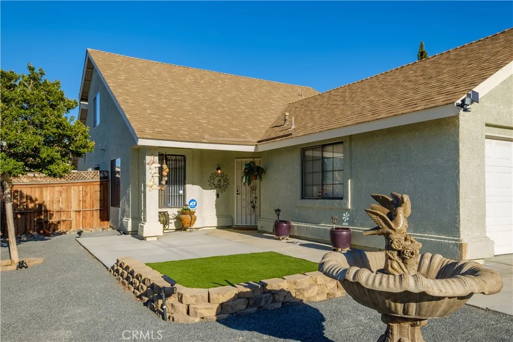12455 Highgate Avenue, Victorville, California 92395 home-pic-2
