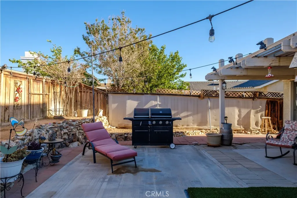 12455 Highgate Avenue, Victorville, California 92395 home-pic-45