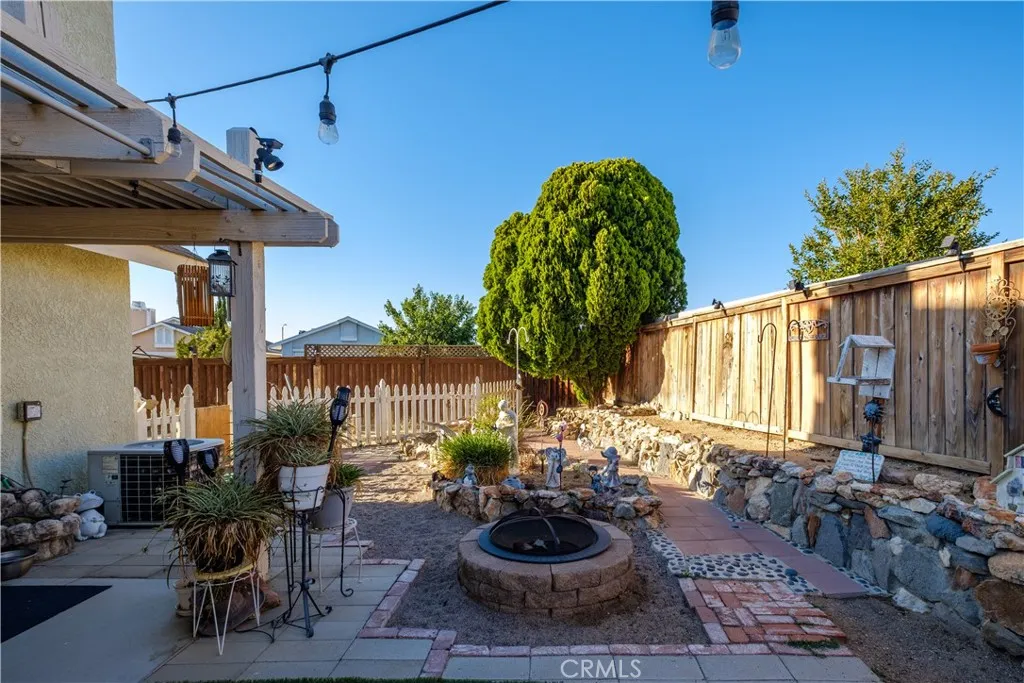 12455 Highgate Avenue, Victorville, California 92395 home-pic-42