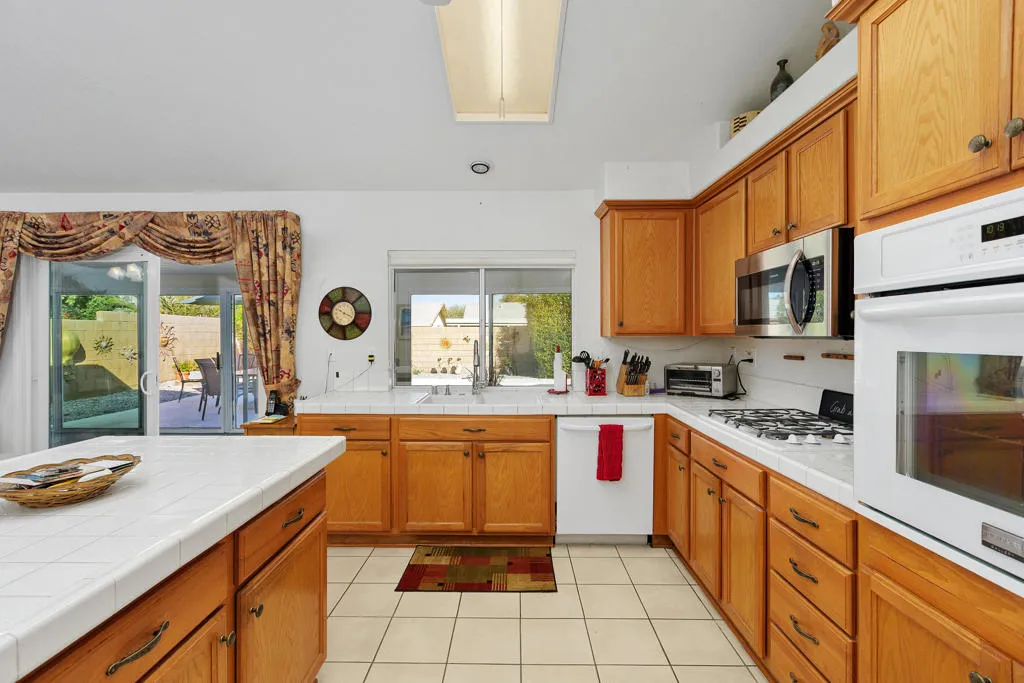 77730 Missouri Drive, Palm Desert, California 92211 home-pic-13