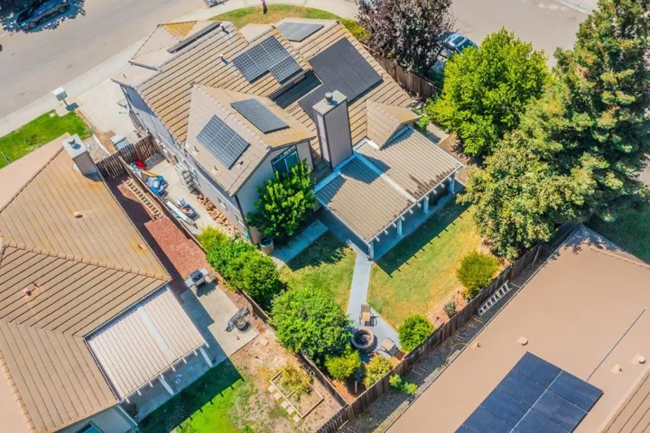 Aerial view of property and surrounding area