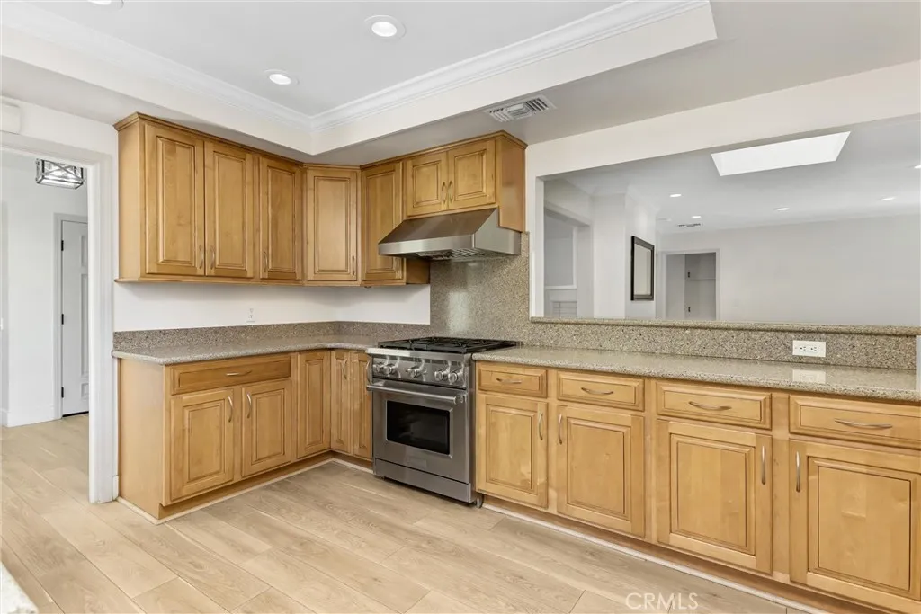 1374 Prospect Drive, Redlands, California 92373 home-pic-16