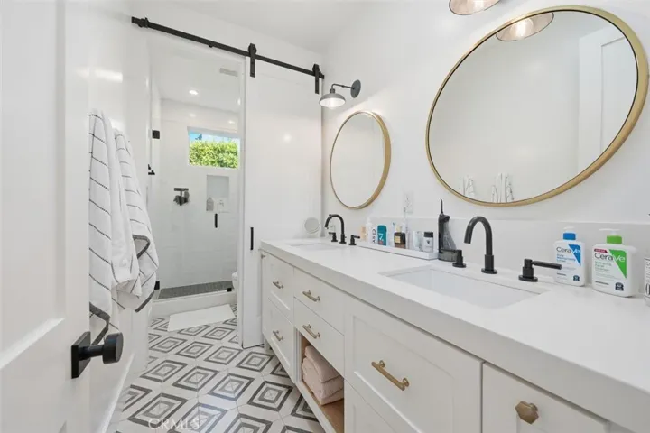 2848 Carob, Newport Beach, California 92660