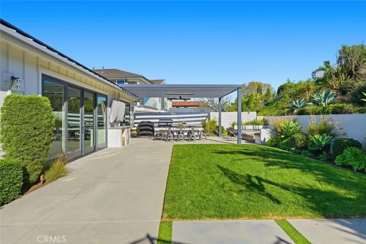 2848 Carob, Newport Beach, California 92660
