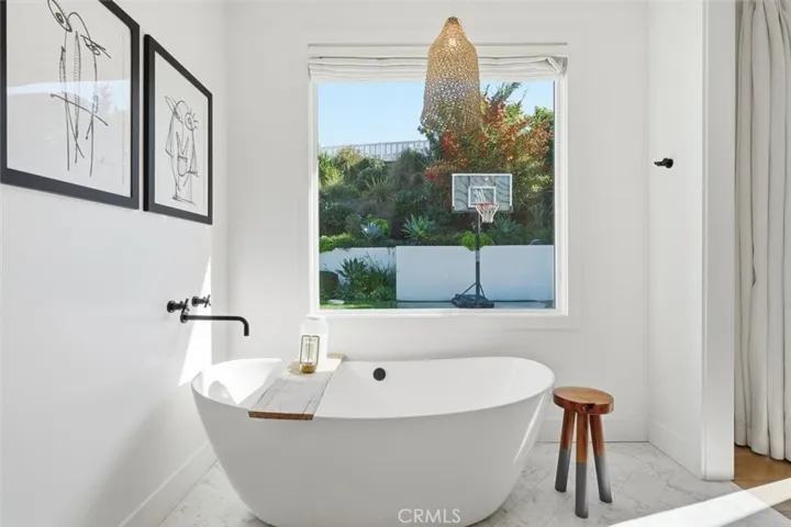 2848 Carob, Newport Beach, California 92660