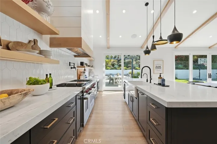 2848 Carob, Newport Beach, California 92660