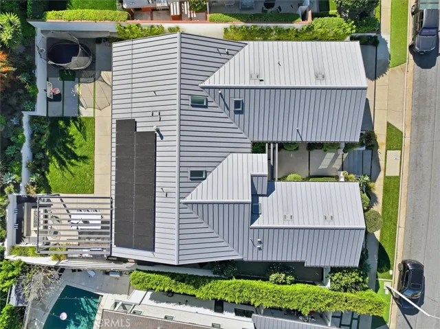 2848 Carob, Newport Beach, California 92660