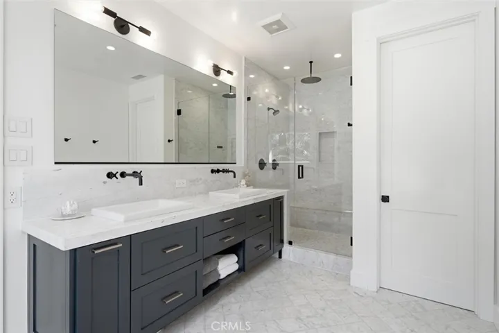 2848 Carob, Newport Beach, California 92660