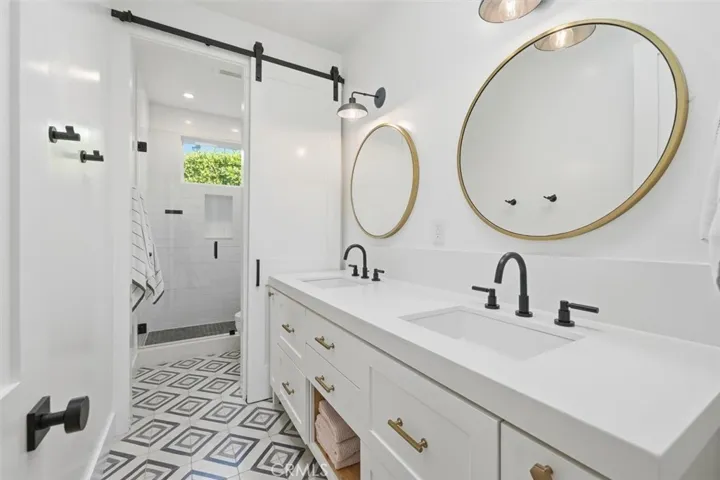 2848 Carob, Newport Beach, California 92660