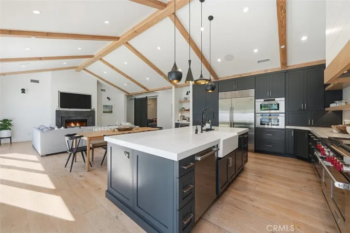 2848 Carob, Newport Beach, California 92660