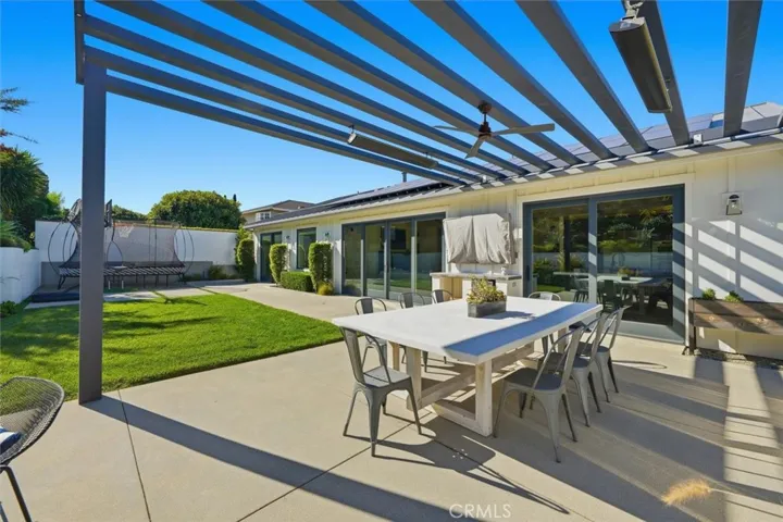 2848 Carob, Newport Beach, California 92660