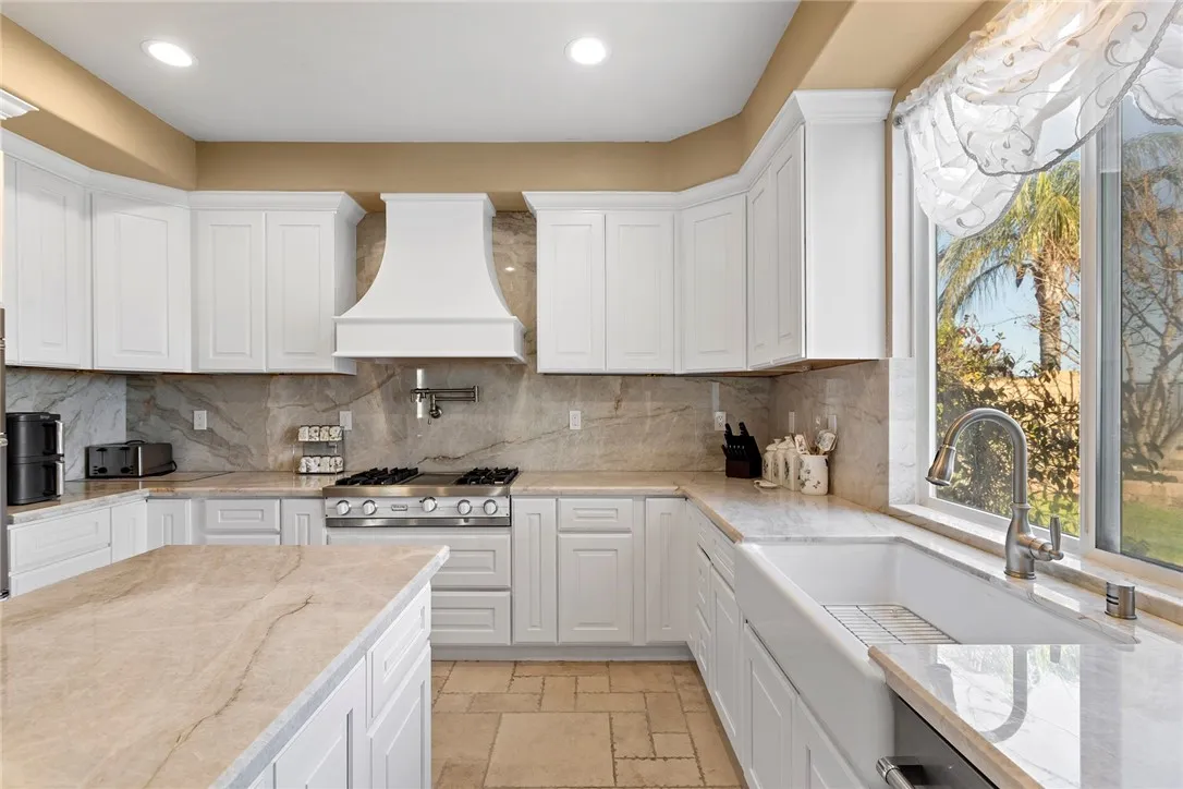 26403 Ocasey Place, Stevenson Ranch, California 91381 home-pic-7