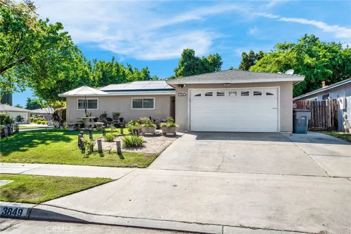 3849 N Stanford, Fresno, California 93727