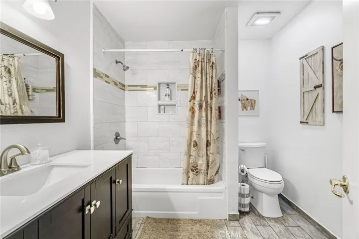 3849 N Stanford, Fresno, California 93727