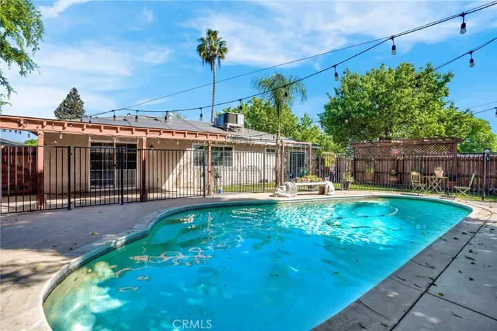 3849 N Stanford, Fresno, California 93727