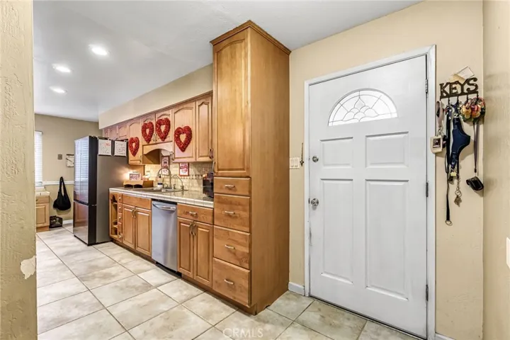 3849 N Stanford, Fresno, California 93727