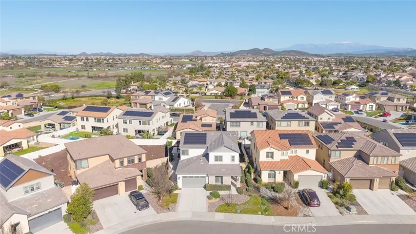 31110 Calle Sagres, Winchester, California 92596