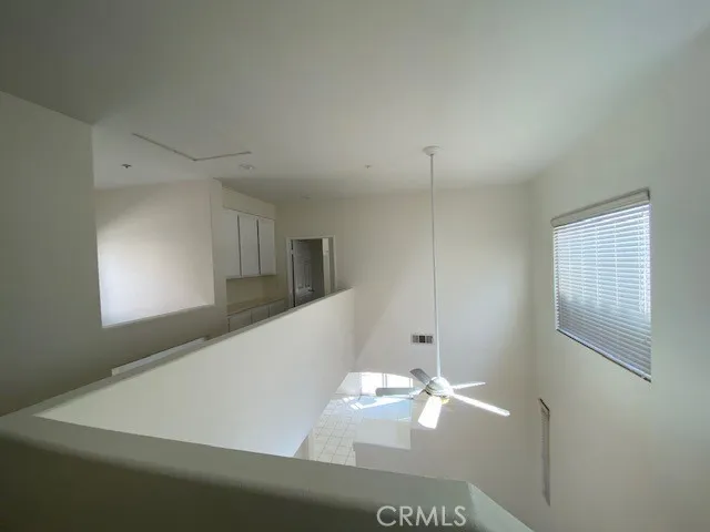 1129 W Capitol Drive 27, San Pedro, California 90732 home-pic-16