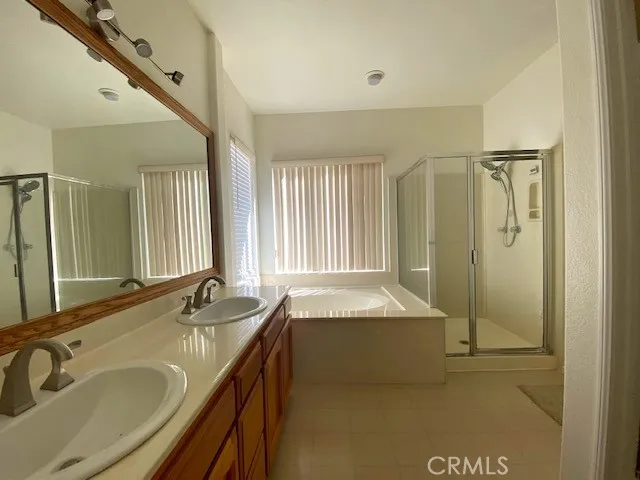 1129 W Capitol Drive 27, San Pedro, California 90732 home-pic-21