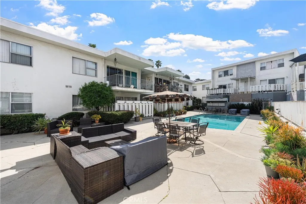 4065 Ursula 6, Los Angeles, California 90008 home-pic-35