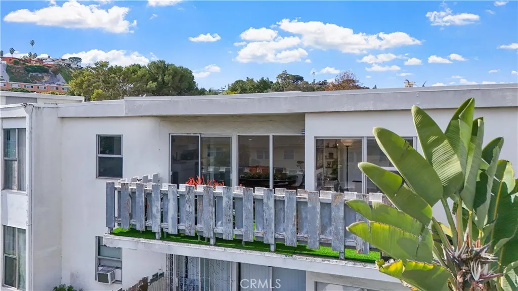 4065 Ursula 6, Los Angeles, California 90008 home-pic-5