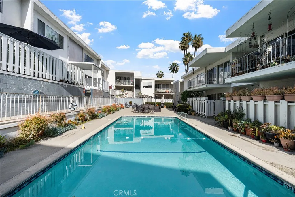 4065 Ursula 6, Los Angeles, California 90008 home-pic-33