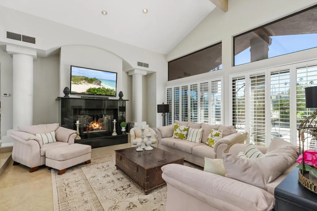 42515 Castle Harbor Court, Bermuda Dunes, California 92203 home-pic-8