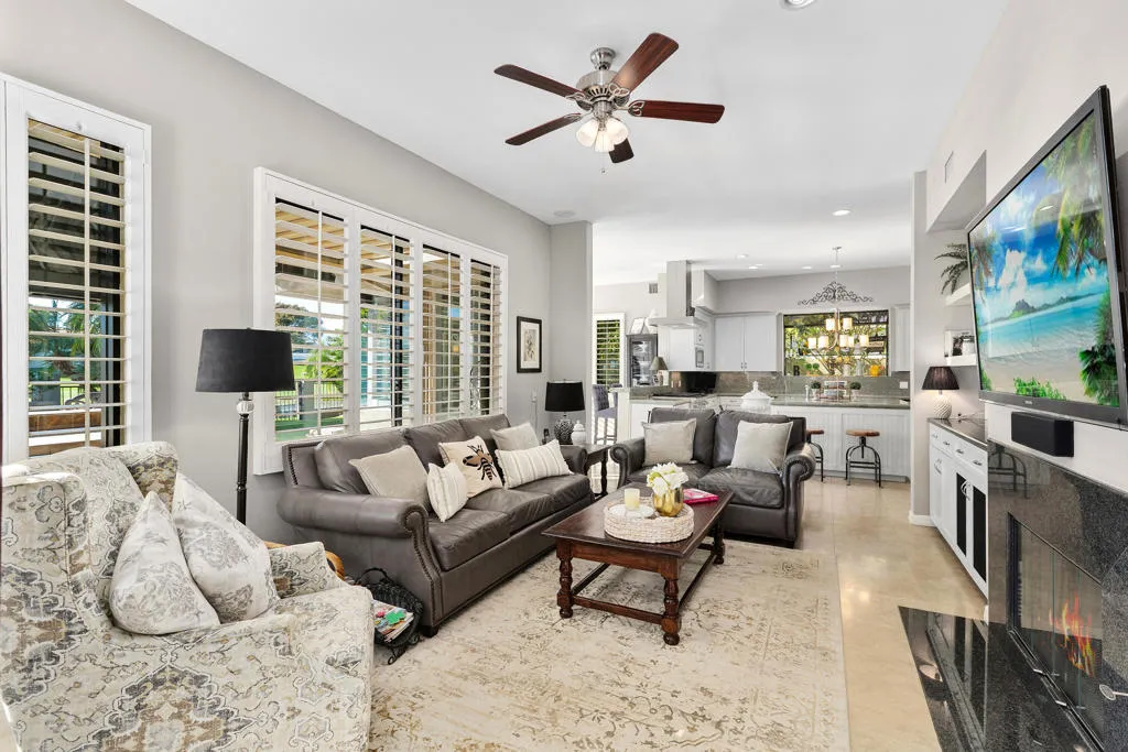 42515 Castle Harbor Court, Bermuda Dunes, California 92203 home-pic-13