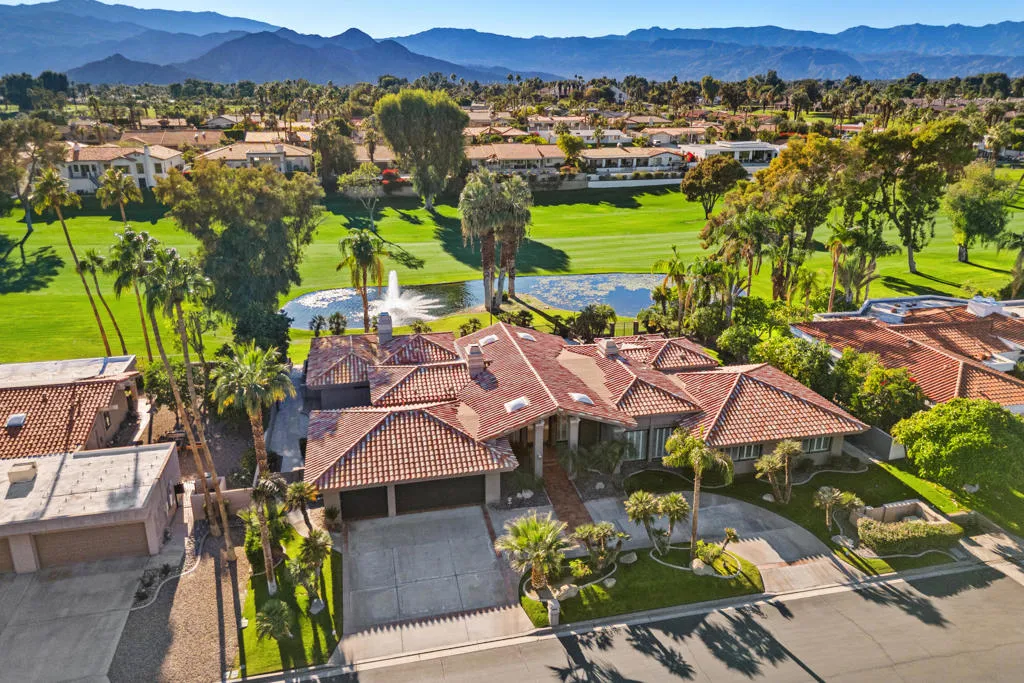 42515 Castle Harbor Court, Bermuda Dunes, California 92203 home-pic-1