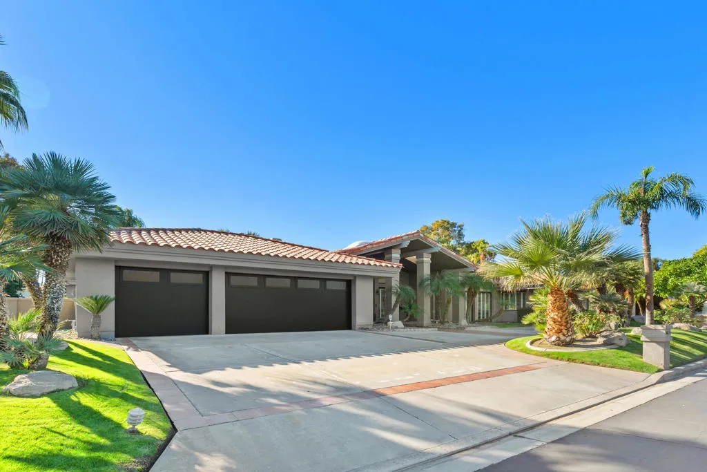 42515 Castle Harbor Court, Bermuda Dunes, California 92203 home-pic-5
