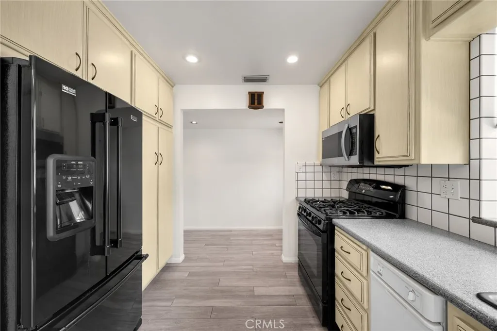 4502 Petite Lane, Cypress, California 90630 home-pic-7