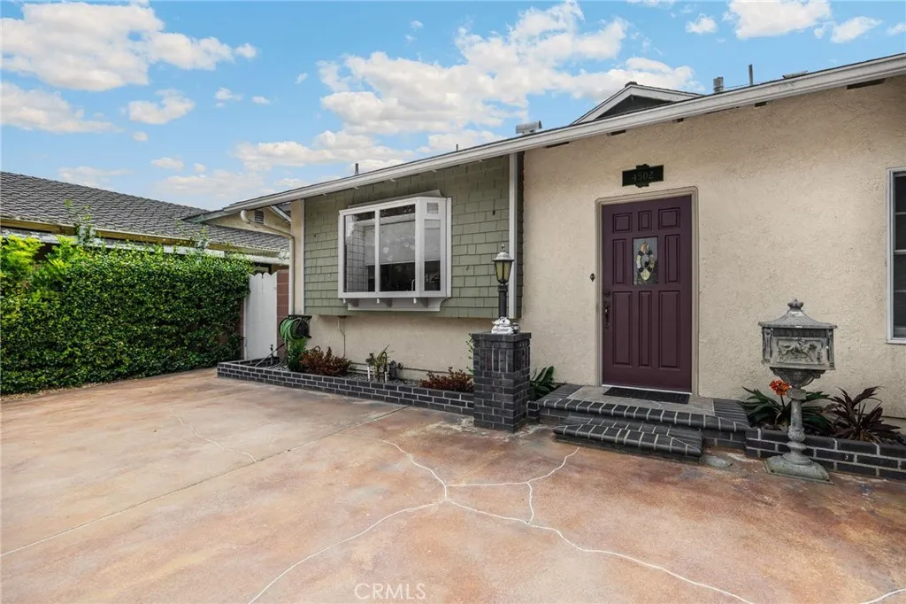 4502 Petite Lane, Cypress, California 90630 home-pic-2