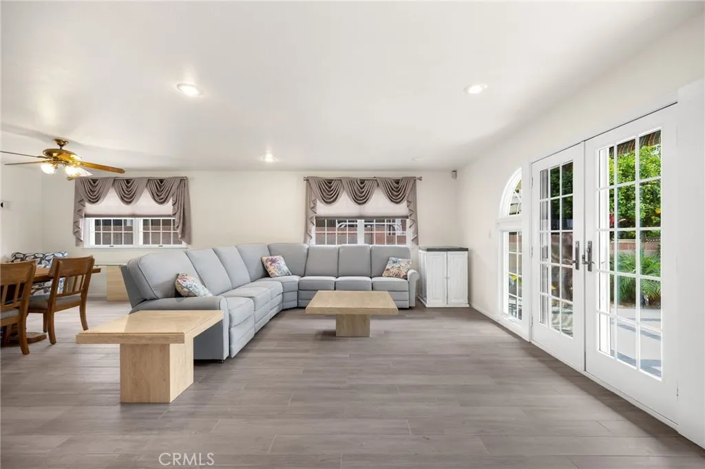 4502 Petite Lane, Cypress, California 90630 home-pic-12