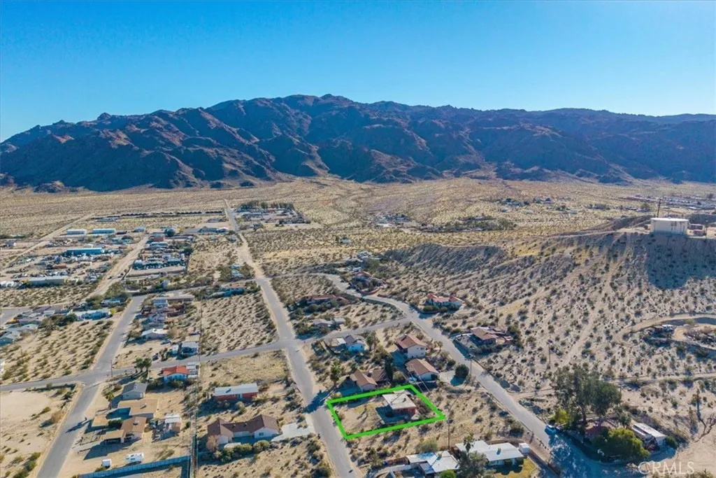 6572 Bullion, 29 Palms, California 92277 home-pic-46