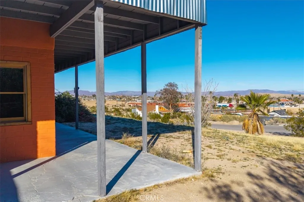 6572 Bullion, 29 Palms, California 92277 home-pic-3