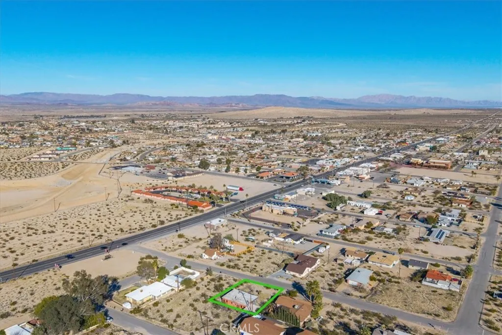 6572 Bullion, 29 Palms, California 92277 home-pic-45